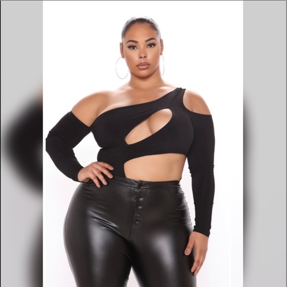 Cutting It Close Off Shoulder Bodysuit - Picture 2 of 7